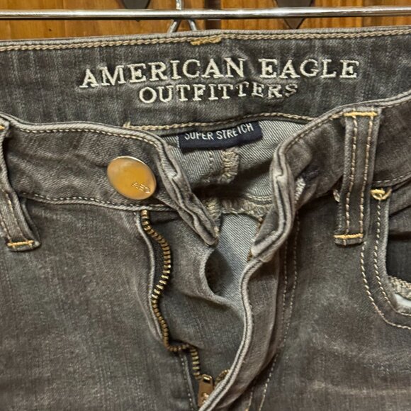 American Eagle Hi-Rise Crop Jeggings - Picture 2 of 5